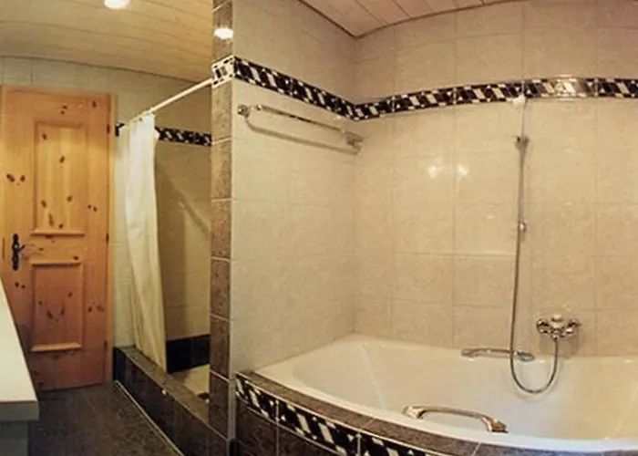 Curtin Sot 15a By Interhome